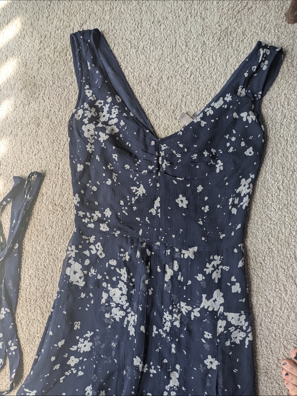 Burberry Brit Silk Navy Floral V-Neck Midi Dress Wedding Guest Brunch Summer - Picture 6 of 14